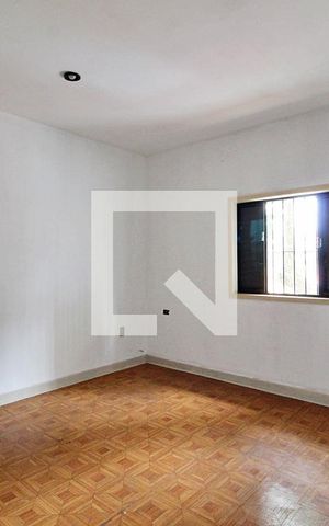 Casa à venda com 200m², 2 quartos e 2 vagasQuarto 1