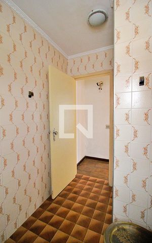 Casa à venda com 200m², 2 quartos e 2 vagasBanheiro 2