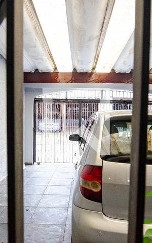 Casa à venda com 167m², 3 quartos e 2 vagas Casa à venda com 167m², 3 quartos e 2 vagasVista da Sala