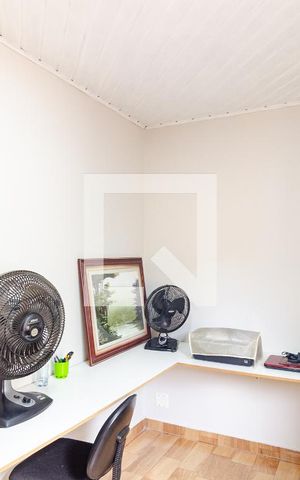 Casa à venda com 167m², 3 quartos e 2 vagas Casa à venda com 167m², 3 quartos e 2 vagasQuarto 2