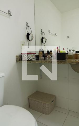 Apartamento à venda com 100m², 4 quartos e 2 vagasBanheiro da Suíte