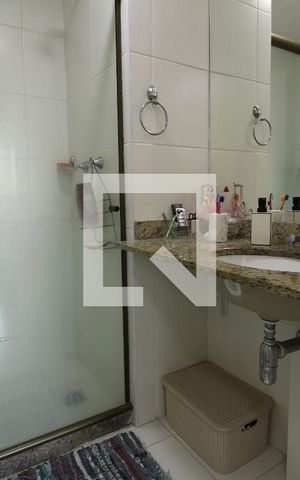 Apartamento à venda com 100m², 4 quartos e 2 vagasBanheiro Social