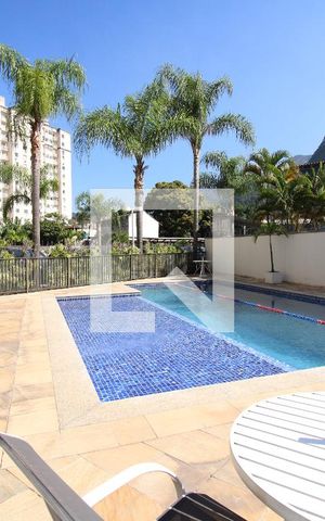 Apartamento à venda com 100m², 4 quartos e 2 vagasÁrea comum - Piscina
