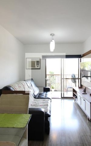 Apartamento à venda com 100m², 4 quartos e 2 vagasSala