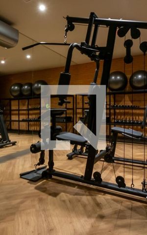 Studio para alugar com 33m², 1 quarto e 1 vaga Studio para alugar com 33m², 1 quarto e 1 vagaÁrea comum - Academia