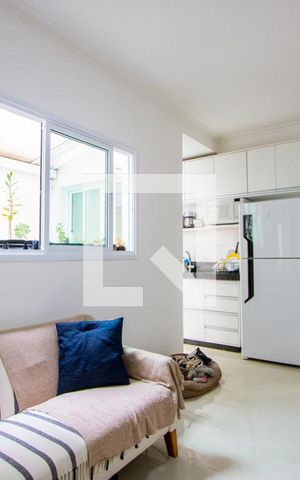 Apartamento à venda com 50m², 2 quartos e 1 vaga Apartamento à venda com 50m², 2 quartos e 1 vagaSala