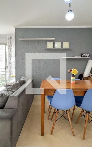 Apartamento para alugar com 75m², 2 quartos e 2 vagasSala
