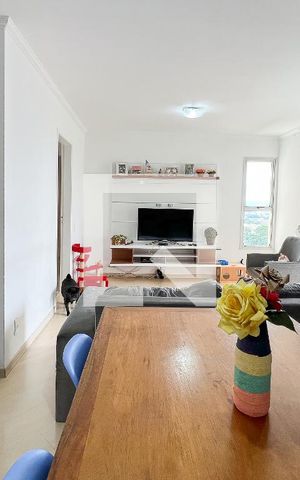 Apartamento para alugar com 75m², 2 quartos e 2 vagasSala