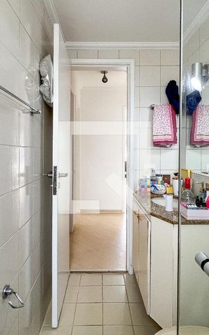 Apartamento para alugar com 75m², 2 quartos e 2 vagasBanheiro Social