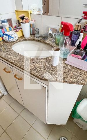 Apartamento para alugar com 75m², 2 quartos e 2 vagasBanheiro Social