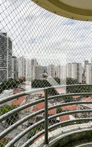 Apartamento para alugar com 75m², 2 quartos e 2 vagasVaranda