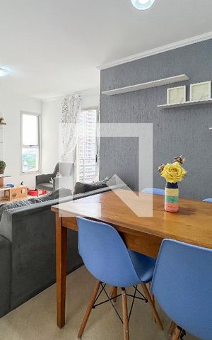Apartamento para alugar com 75m², 2 quartos e 2 vagasSala