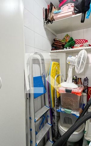 Apartamento para alugar com 75m², 2 quartos e 2 vagasBanheiro de serviço