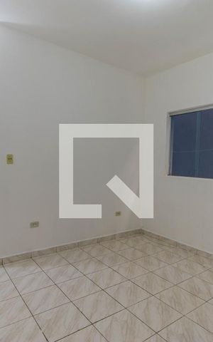 Casa de condomínio para alugar com 55m², 2 quartos e sem vaga Casa de condomínio para alugar com 55m², 2 quartos e sem vagaSala