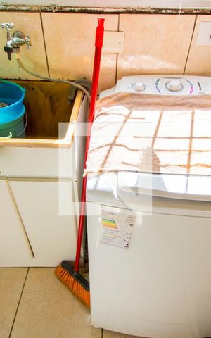 Apartamento à venda com 58m², 2 quartos e 1 vaga Apartamento à venda com 58m², 2 quartos e 1 vagaÁrea de serviço