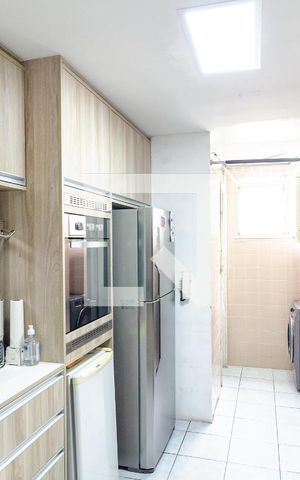 Apartamento à venda com 58m², 2 quartos e 2 vagas Apartamento à venda com 58m², 2 quartos e 2 vagasCozinha