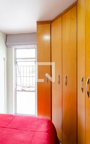 Apartamento à venda com 58m², 2 quartos e 2 vagas Apartamento à venda com 58m², 2 quartos e 2 vagasQuarto 1
