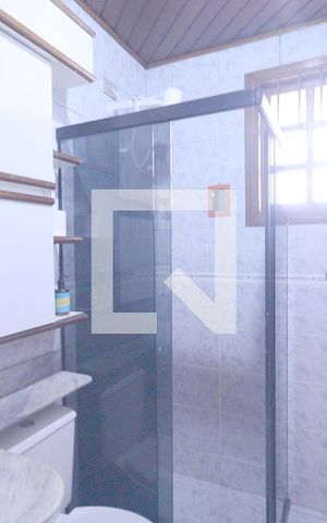 Casa à venda com 460m², 3 quartos e 4 vagasBanheiro da Suite 1