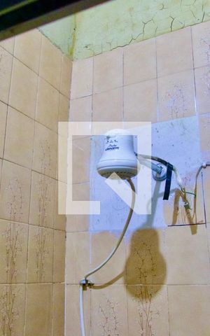 Casa à venda com 300m², 6 quartos e 2 vagas Casa à venda com 300m², 6 quartos e 2 vagasSuíte banheiro