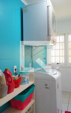 Casa à venda com 125m², 3 quartos e 2 vagasÁrea de Serviço