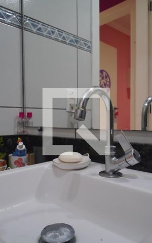 Casa à venda com 125m², 3 quartos e 2 vagasBanheiro