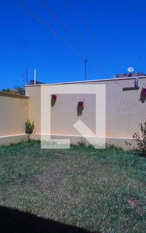 Casa à venda com 125m², 3 quartos e 2 vagasQuarto 2 - Vista