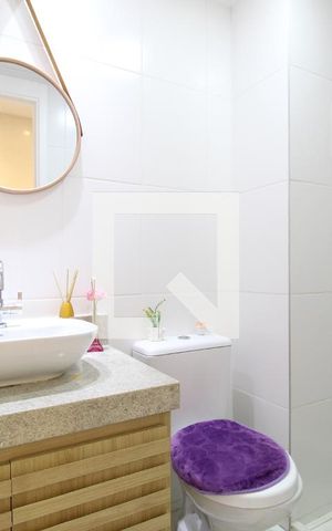 Apartamento à venda com 61m², 2 quartos e 1 vagaBanheiro Social