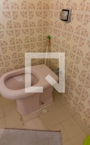 Casa para alugar com 110m², 2 quartos e 1 vagaBanheiro 