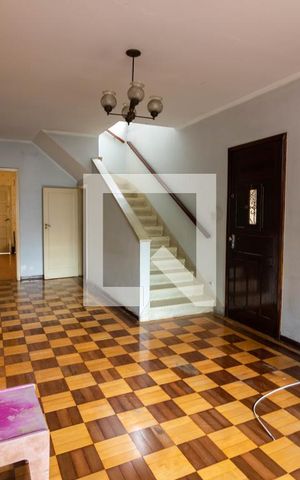 Casa para alugar com 110m², 2 quartos e 1 vagaSala