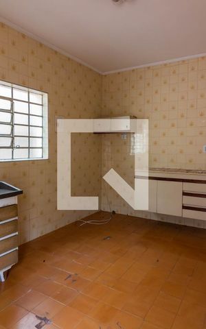 Casa para alugar com 110m², 2 quartos e 1 vagaCozinha 
