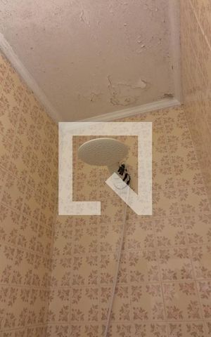 Casa para alugar com 110m², 2 quartos e 1 vagaBanheiro 