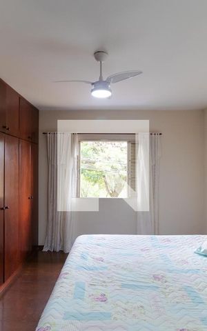 Casa à venda com 212m², 3 quartos e 5 vagasQuarto 02
