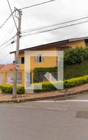 Casa à venda com 212m², 3 quartos e 5 vagasFachada