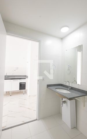 Apartamento à venda com 32m², 1 quarto e 1 vaga Apartamento à venda com 32m², 1 quarto e 1 vagaBanheiro Social