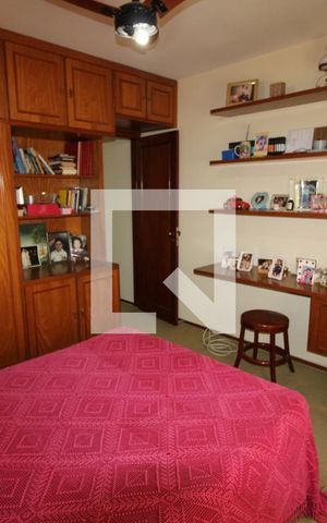 Casa à venda com 250m², 2 quartos e 3 vagasQuarto 2
