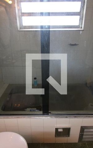 Casa à venda com 250m², 2 quartos e 3 vagasBanheiro Suite
