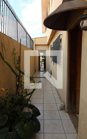 Casa à venda com 250m², 2 quartos e 3 vagasQuintal