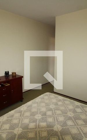Casa à venda com 250m², 2 quartos e 3 vagasSuite