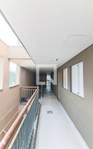 Studio para alugar com 20m², 1 quarto e sem vaga Studio para alugar com 20m², 1 quarto e sem vagaCorredor