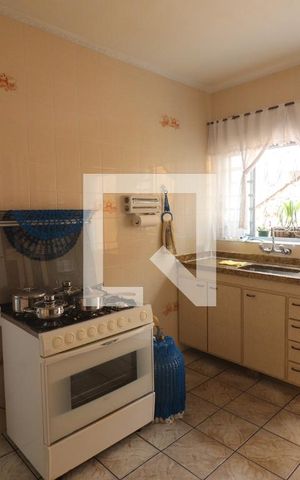 Casa à venda com 169m², 4 quartos e 2 vagasCozinha