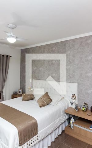 Casa à venda com 157m², 3 quartos e 3 vagasSuíte 1