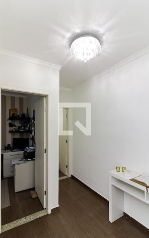 Casa à venda com 157m², 3 quartos e 3 vagasHall dos Quartos