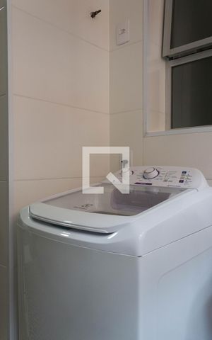Apartamento à venda com 64m², 2 quartos e 1 vagaÁrea de Serviço