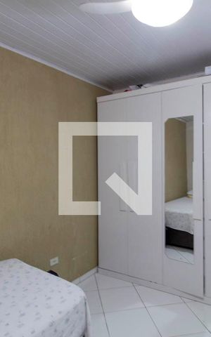 Casa à venda com 400m², 5 quartos e 5 vagasCasa 2 Quarto 1