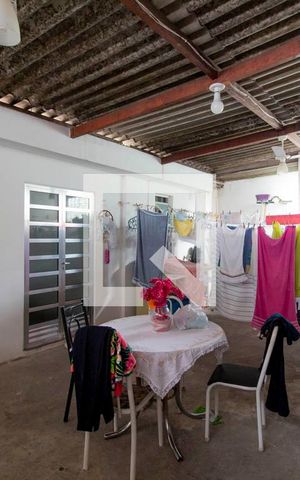 Casa à venda com 400m², 5 quartos e 5 vagasCasa 2 Quintal e Churrasqueira