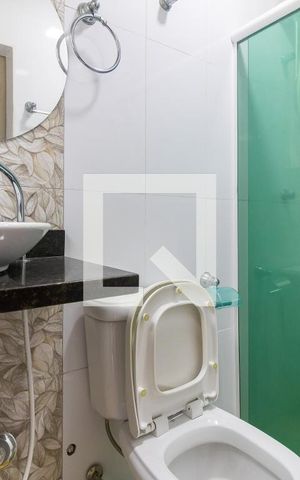 Casa para alugar com 100m², 3 quartos e 2 vagas Casa para alugar com 100m², 3 quartos e 2 vagasBanheiro da Suíte