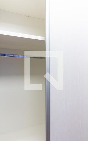 Casa para alugar com 100m², 3 quartos e 2 vagas Casa para alugar com 100m², 3 quartos e 2 vagasQuarto 2 - Armários