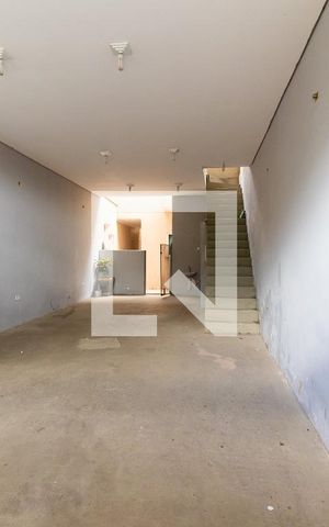 Casa para alugar com 100m², 3 quartos e 2 vagas Casa para alugar com 100m², 3 quartos e 2 vagasGaragem