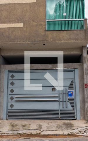 Casa para alugar com 100m², 3 quartos e 2 vagas