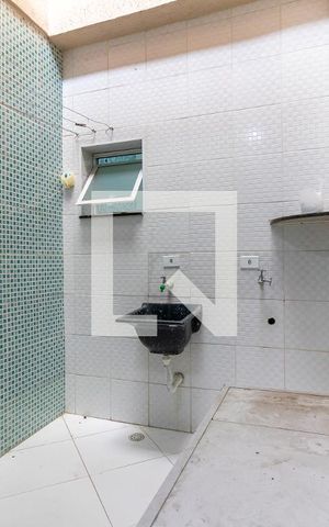 Casa para alugar com 100m², 3 quartos e 2 vagas Casa para alugar com 100m², 3 quartos e 2 vagasÁrea de Serviço